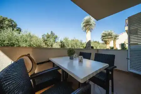 Apartment 3 Beaches With Free Parking - 78