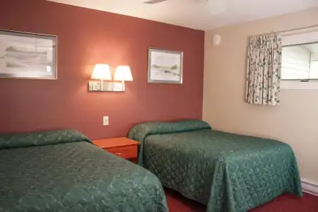 Bar Harbor Motel - 4