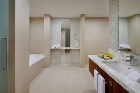Marriott Downtown Abu Dhabi - 13