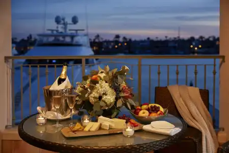 Balboa Bay Resort - 7