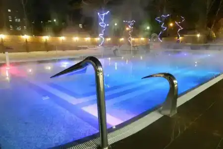 Gostinichnyij Kompleks 7 I Ya - 0