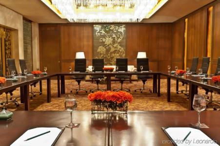 Royal Orchid Sheraton Riverside - 5