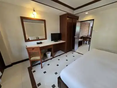 Sunset Mansion - 56