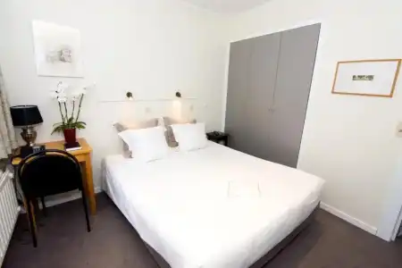 Gillis Eight Guest Rooms by Romy&Travis - 4