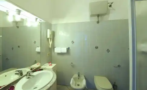 La Perla - 9