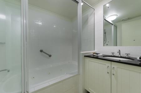 Mandalay Luxury Beachfront Apartments - 15