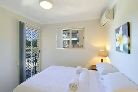 Sea Breeze on Main Beach - 30