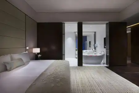 Niccolo Chengdu - 8