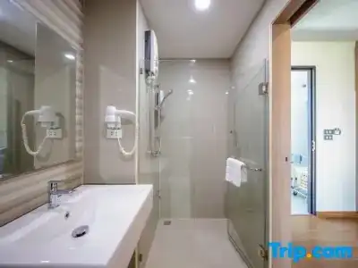 Phavina & Grand Boutique Rayong - 90