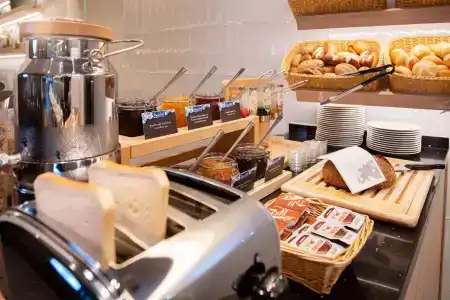 Premier Inn Muenchen Messe - 13