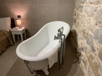 Spa & Wellness by Des Anglais " Ingresso SPA gratuito" - 6