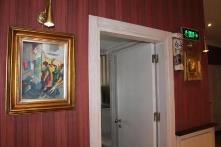 Bella View Art Boutique - 12