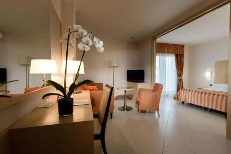 Continental Wellness & Spa - 115
