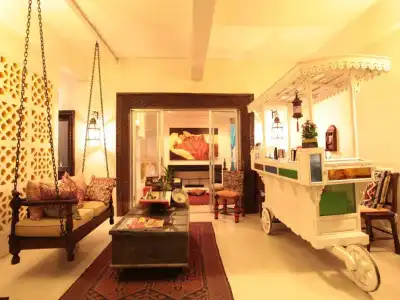 At Niman Conceptual Home - 1
