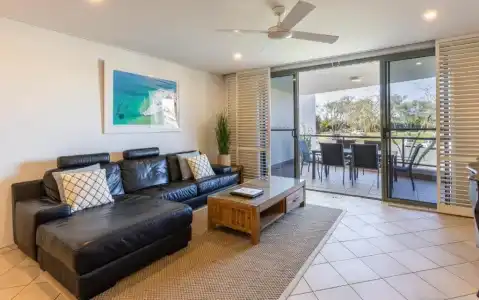 Bay Royal Apartments - 176