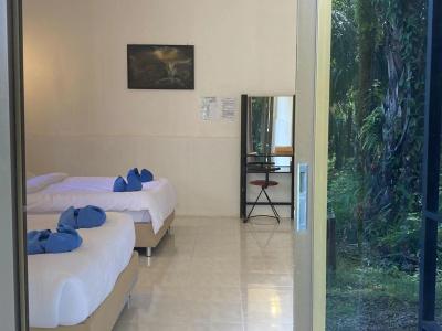 Khao Sok Evergreen House - 13