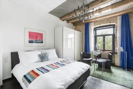 The Joseph Signature Vilnius - 15