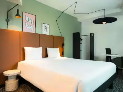 ibis Lausanne Centre - 3