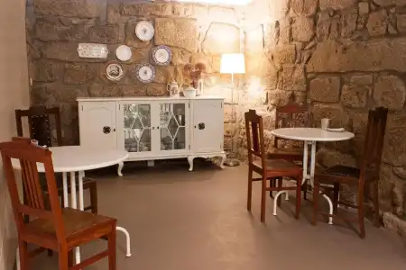 Being Porto Hostel - 16