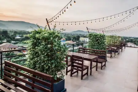 Hataara Hua Hin - 17