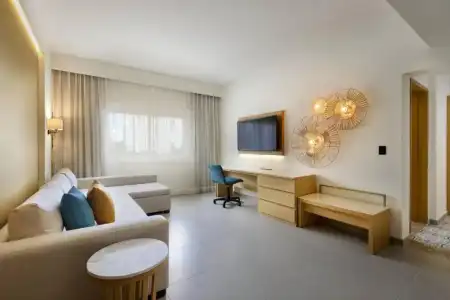 Courtyard By Marriott Cancun Airport - 52