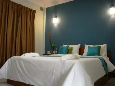 Neakru Guesthouse and Restaurant - 2