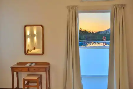 Reina Apartments - 37