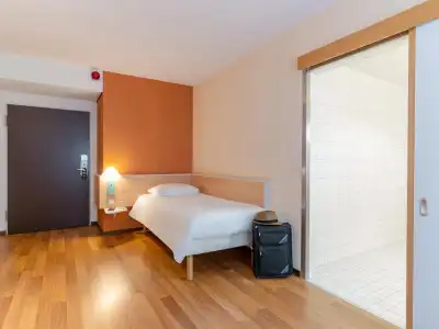 ibis Stuttgart Centrum - 17