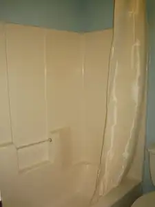 Pinn Road Inn and Suites - 7