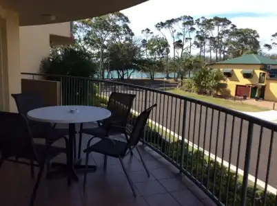 Alexander Beachfront Apartments - 44