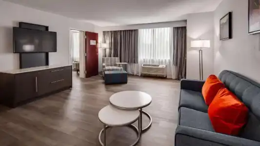Best Western Premier Richmond City Gateway - 85