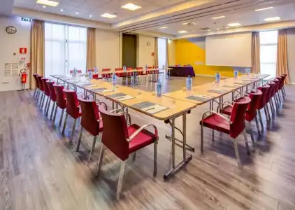 Holiday Inn Bologna Fiera - 9
