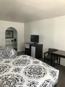El Rancho Motel - 56