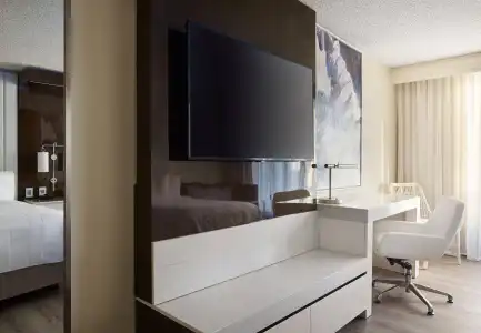 Irvine Marriott - 6