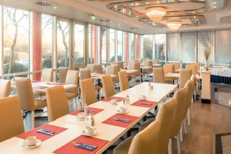 Stuttgart Sindelfingen City by Tulip Inn - 13