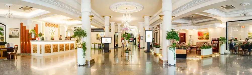 Royal Saigon - 21