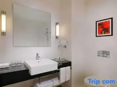 Courtyard by Marriott Budapest City Center - 29