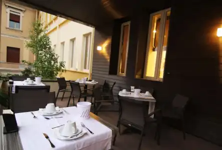 Sole Verona - 11