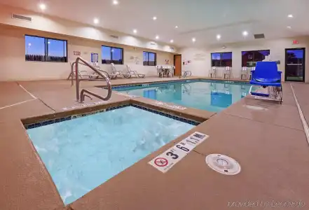 Country Inn & Suites by Radisson, Lubbock, TX - 8
