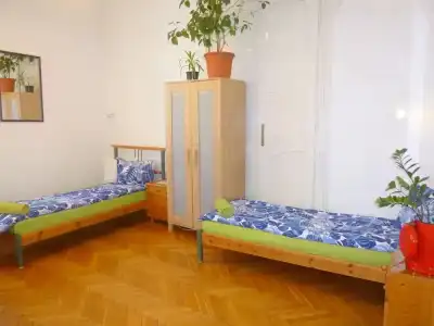 Gaia Astoria - 26