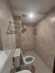 V Check Inn Sukhumvit 22 - 52