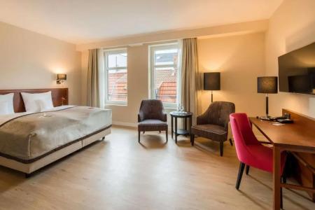 Best Western Plus Excelsior - 67