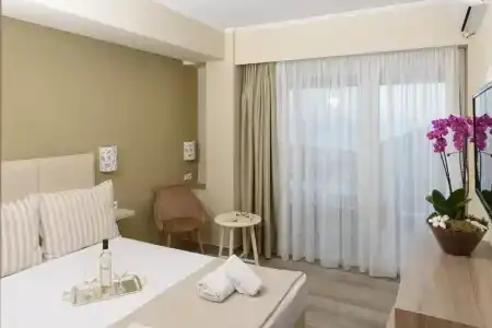 Ammos Beach Seaside Luxury Suites - 75