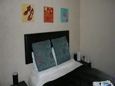 Grand Pier Guest House - 17