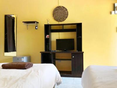 Blue Wave Beach Resort - 37