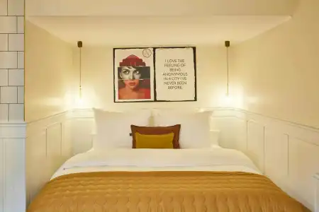 Max Brown Midtown, part of Sircle Collection - 18