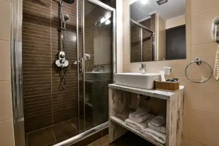 Athens Way Apartments - 35