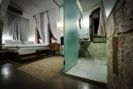 Alegra Boutique - 1