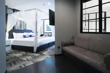 NuVe Urbane - 124