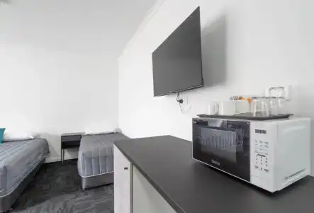 City West Motel - 20